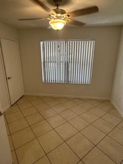 For Sale: $219,000 (2 beds, 1 baths, 800 Square Feet)