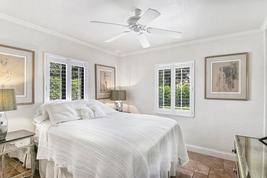 For Sale: $2,495,000 (3 beds, 2 baths, 1422 Square Feet)