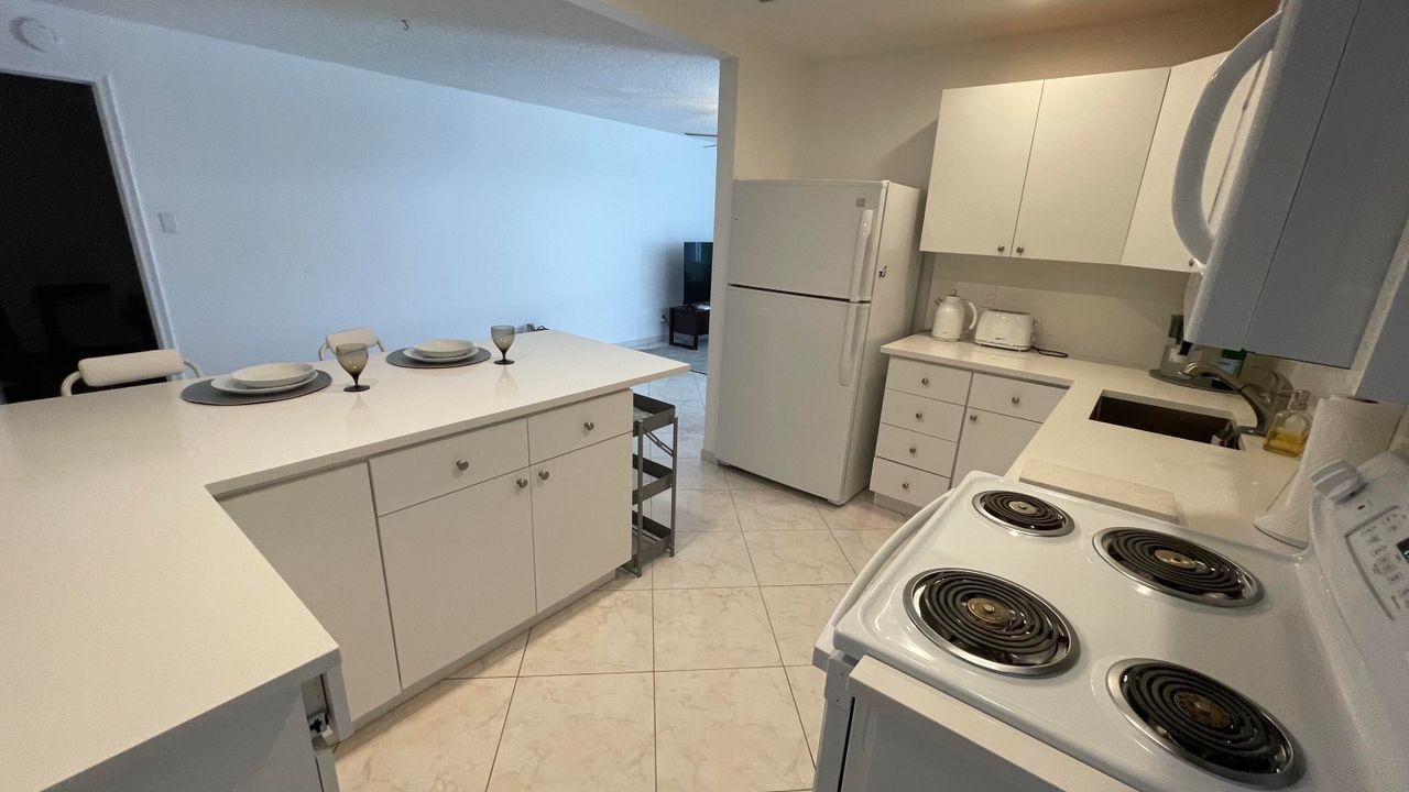 For Rent: $2,500 (2 beds, 2 baths, 1624 Square Feet)