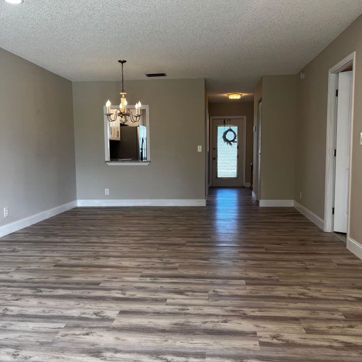 For Rent: $2,100 (2 beds, 2 baths, 1000 Square Feet)