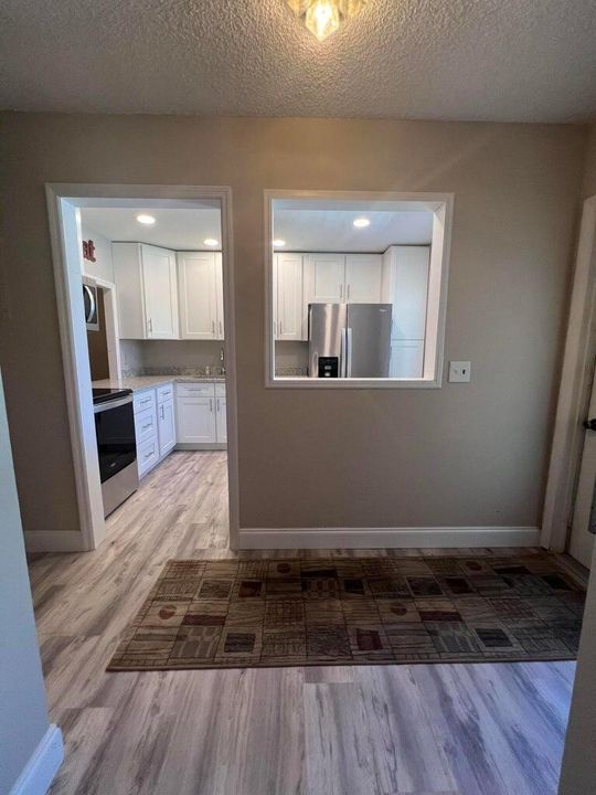 For Rent: $2,100 (2 beds, 2 baths, 1000 Square Feet)