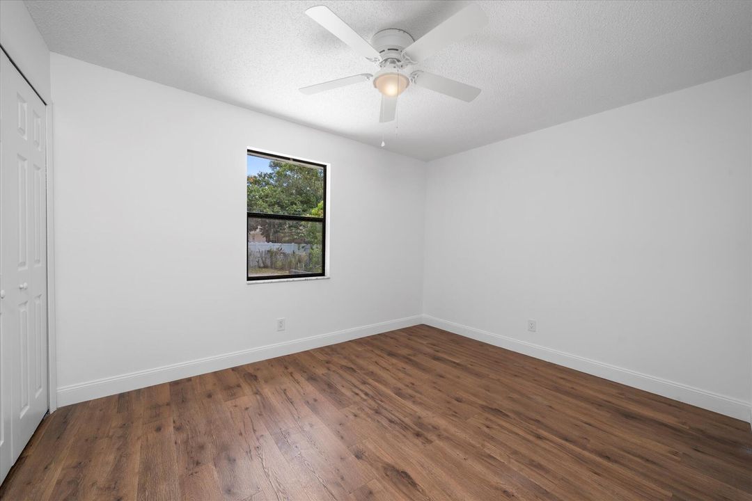 For Sale: $329,000 (3 beds, 2 baths, 1384 Square Feet)