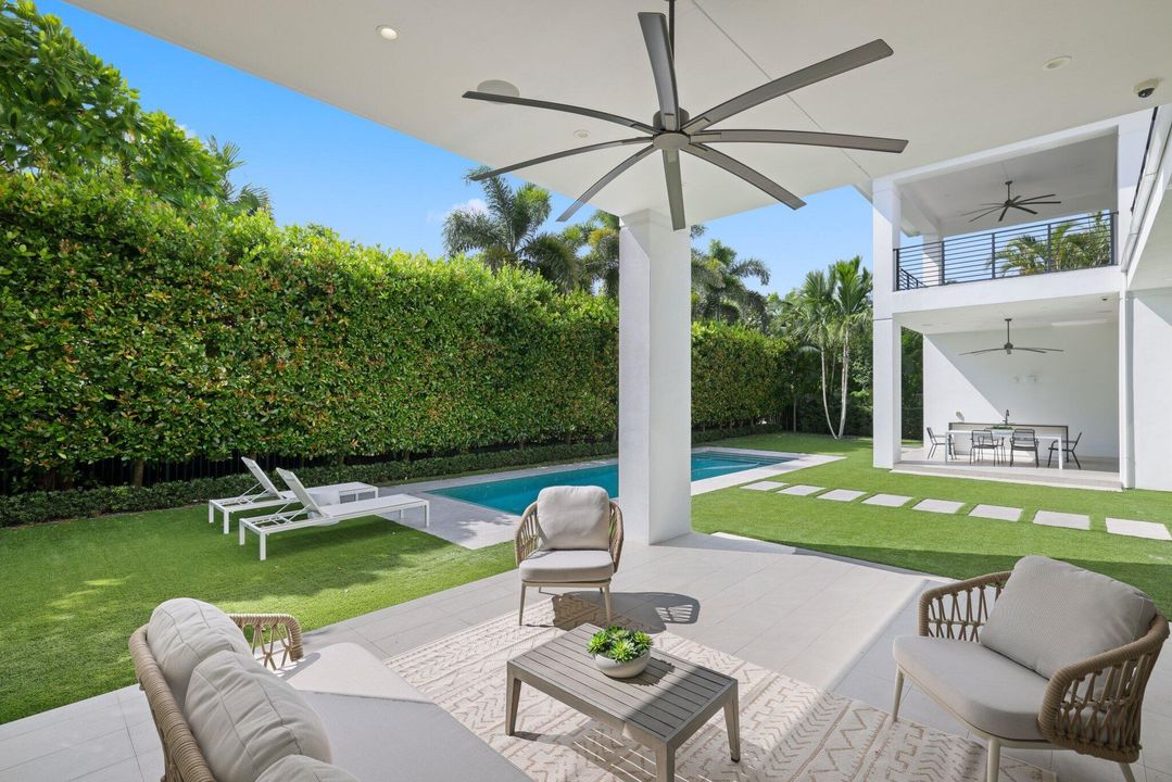 For Sale: $7,500,000 (5 beds, 4 baths, 5441 Square Feet)