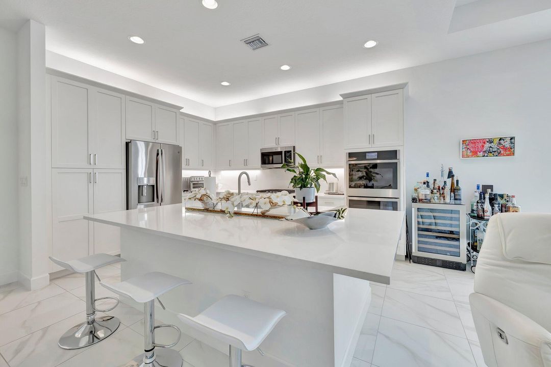 For Sale: $1,195,000 (2 beds, 2 baths, 2227 Square Feet)