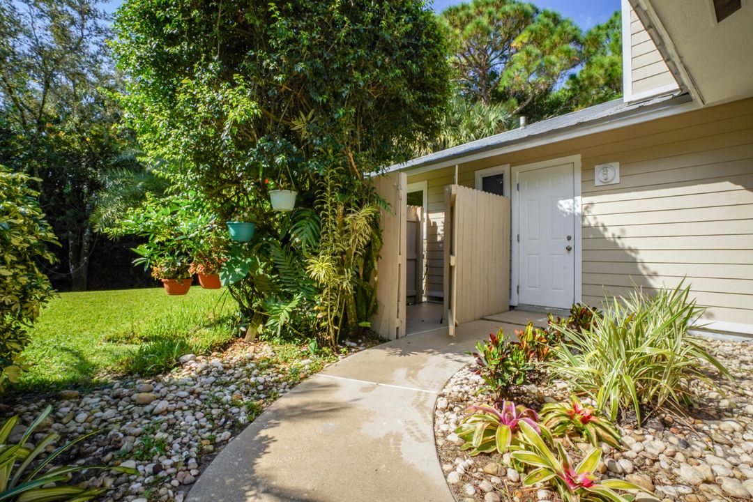 For Sale: $880,000 (3 beds, 2 baths, 2416 Square Feet)