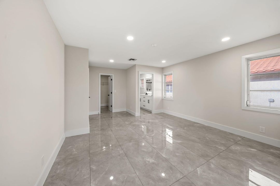 For Sale: $499,000 (2 beds, 2 baths, 1500 Square Feet)