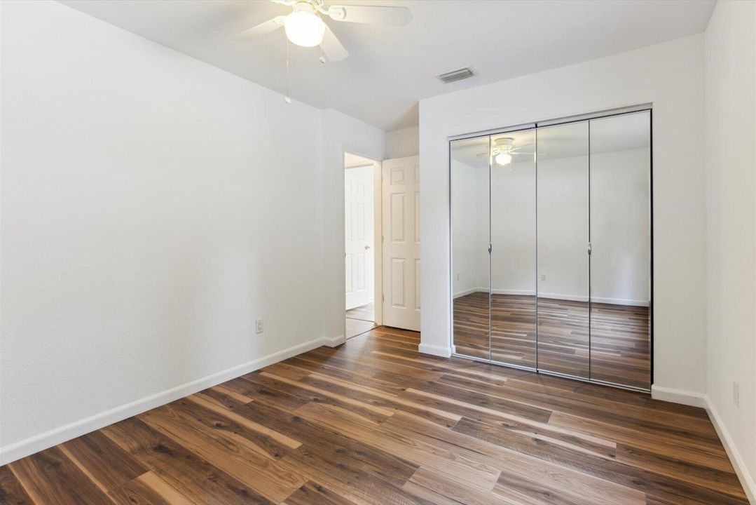 For Sale: $340,000 (3 beds, 2 baths, 1402 Square Feet)