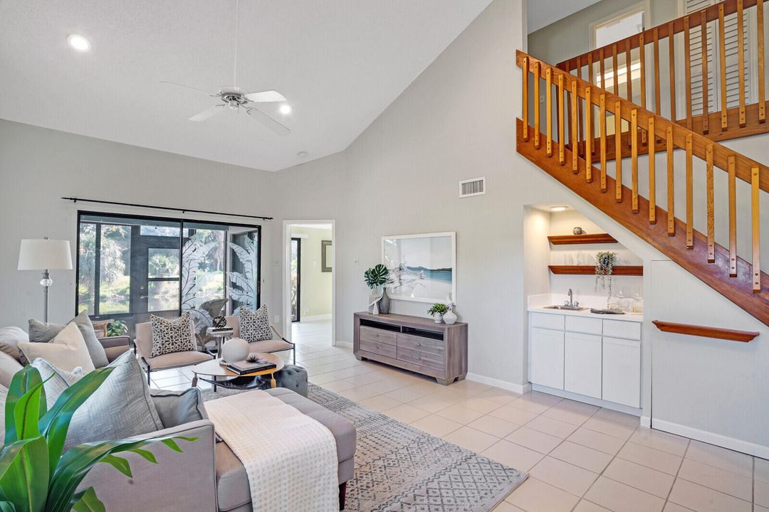 Active With Contract: $459,500 (3 beds, 2 baths, 1891 Square Feet)