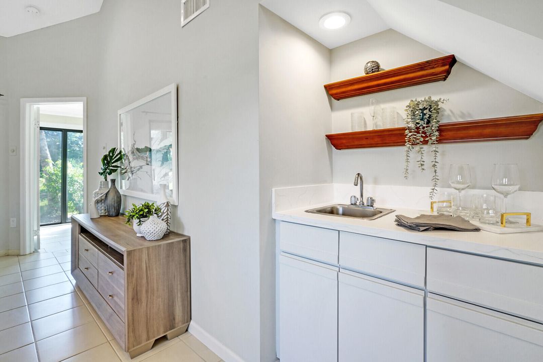 Active With Contract: $459,500 (3 beds, 2 baths, 1891 Square Feet)