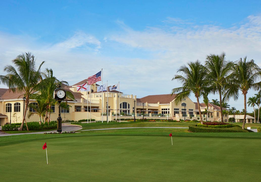 Active With Contract: $2,300,000 (3 beds, 3 baths, 3601 Square Feet)