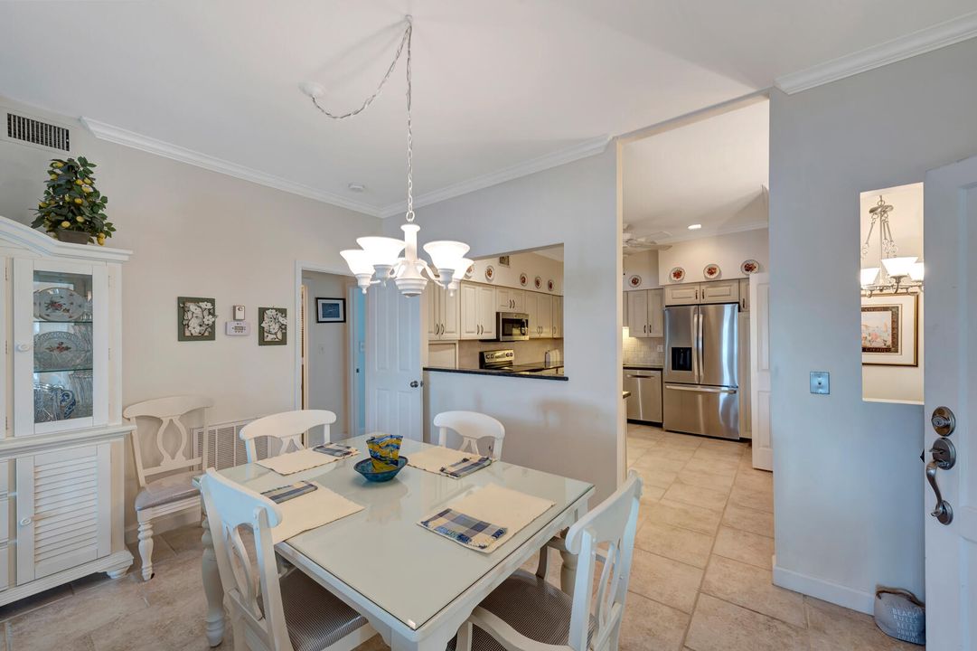 For Sale: $399,900 (2 beds, 2 baths, 1486 Square Feet)