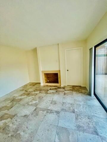 For Rent: $2,750 (3 beds, 2 baths, 1596 Square Feet)