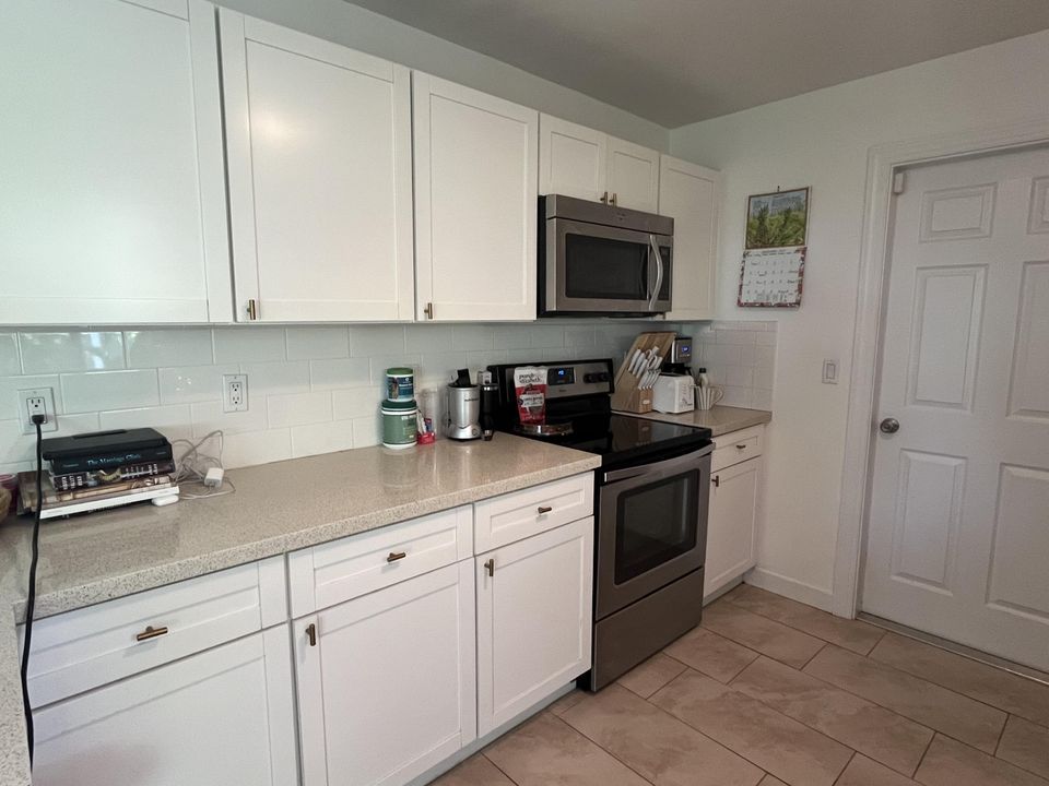 For Rent: $5,500 (3 beds, 2 baths, 1187 Square Feet)