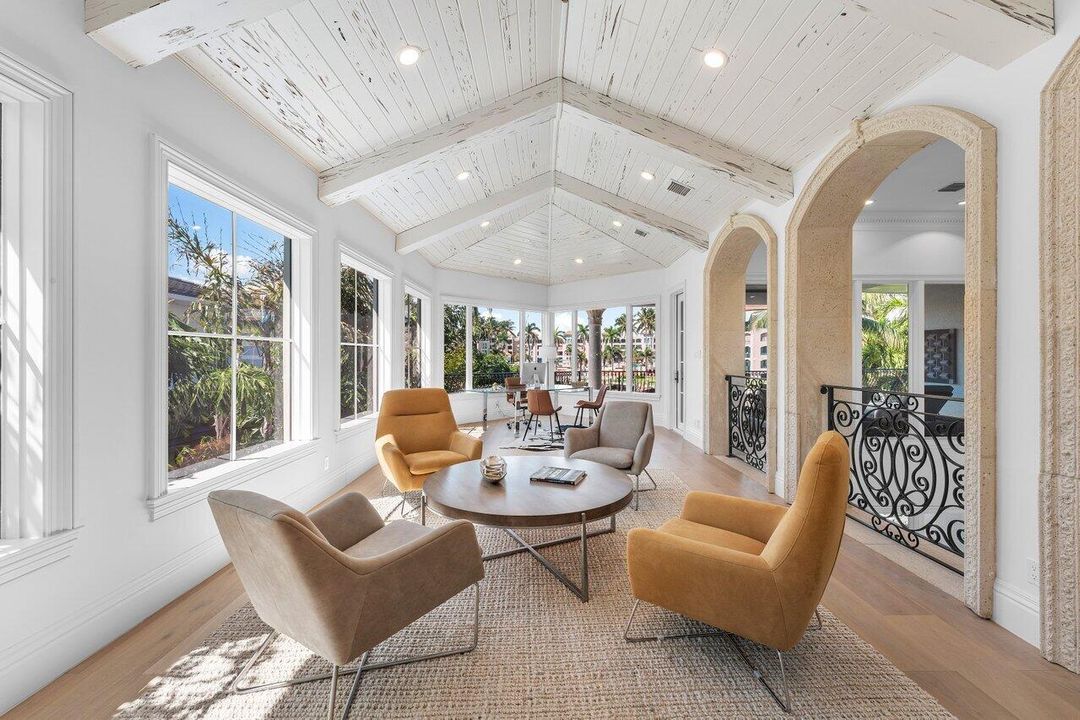 For Sale: $14,495,000 (6 beds, 7 baths, 9296 Square Feet)