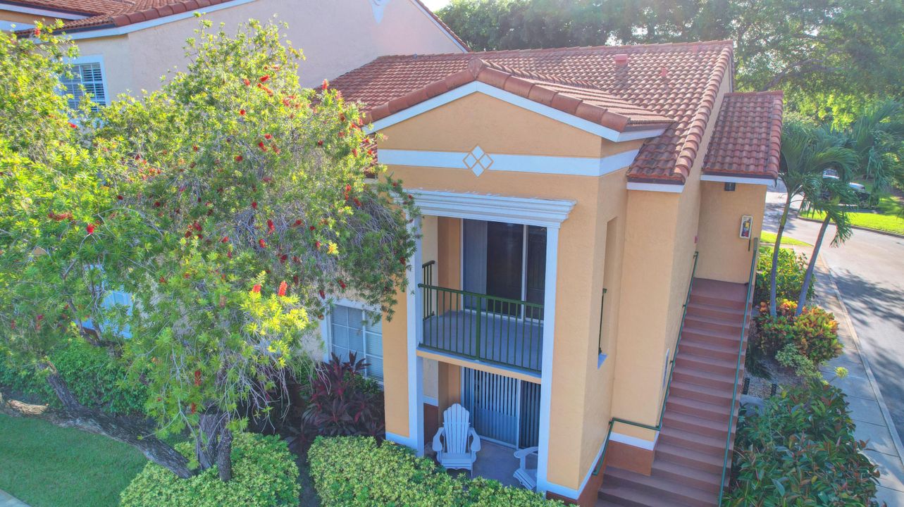 En Venta: $279,900 (1 camas, 1 baños, 945 Pies cuadrados)