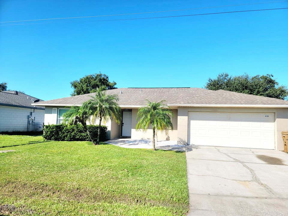 For Sale: $451,900 (3 beds, 2 baths, 1170 Square Feet)