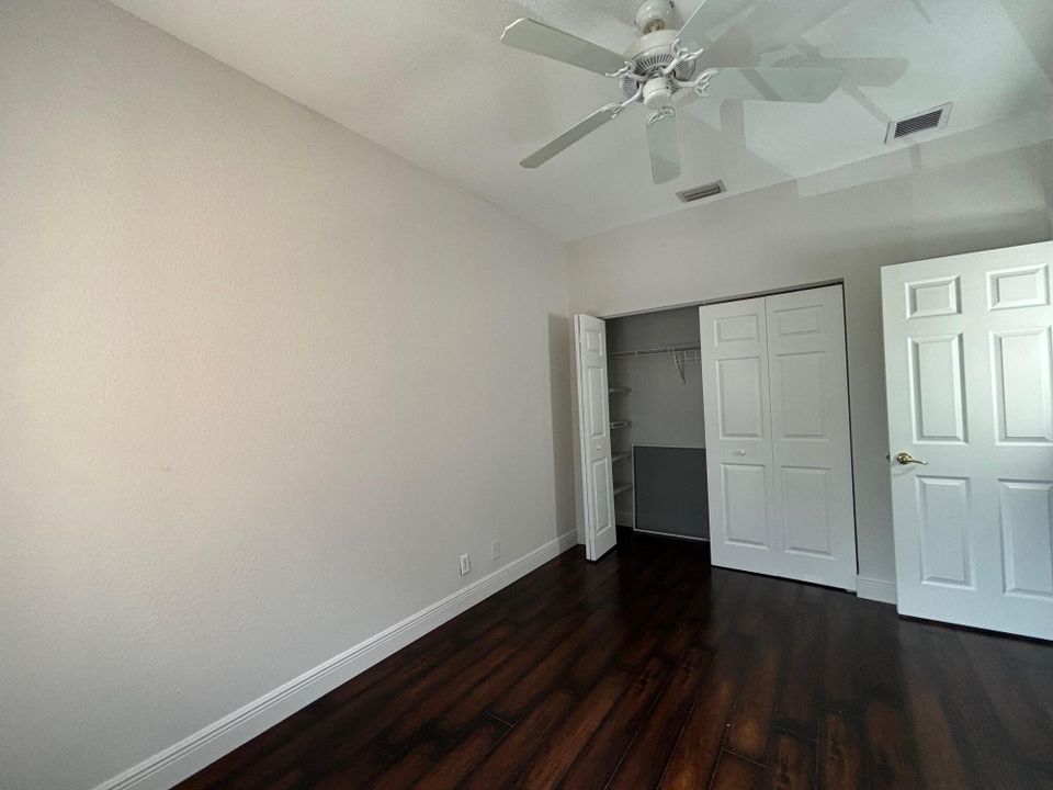 For Rent: $2,550 (3 beds, 2 baths, 1471 Square Feet)