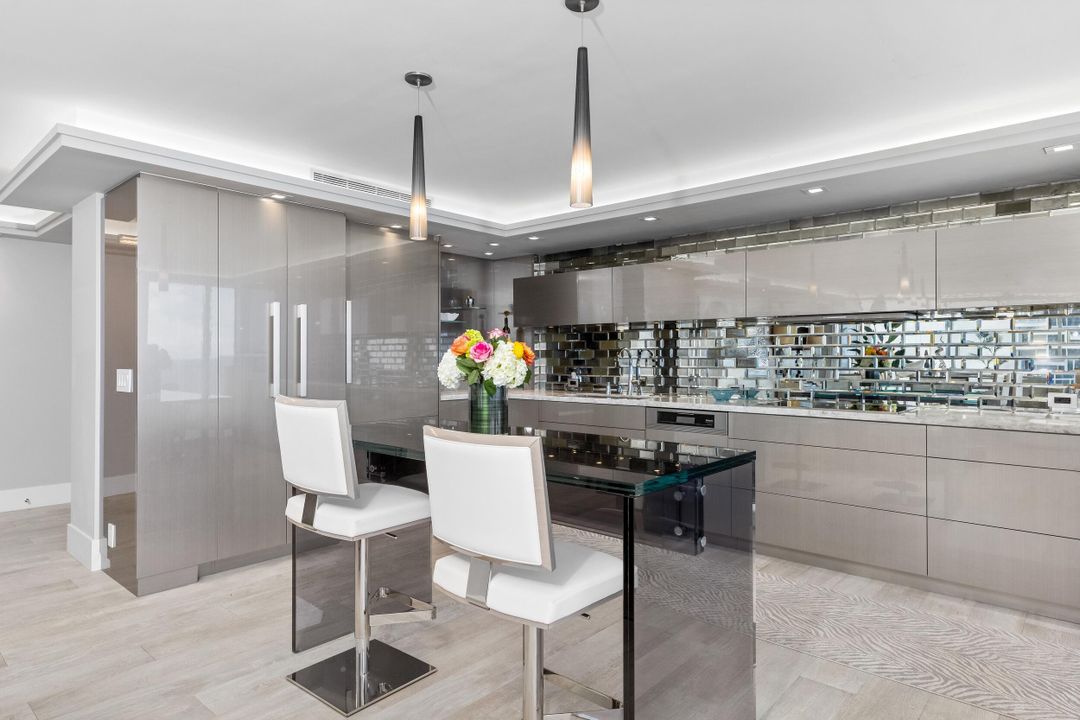 For Sale: $3,195,000 (3 beds, 2 baths, 2145 Square Feet)