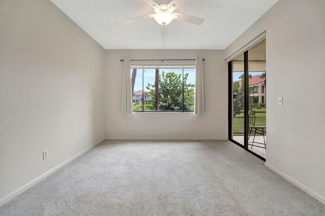 For Sale: $497,500 (2 beds, 2 baths, 1390 Square Feet)