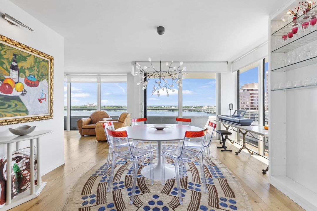 For Sale: $4,350,000 (2 beds, 2 baths, 2150 Square Feet)