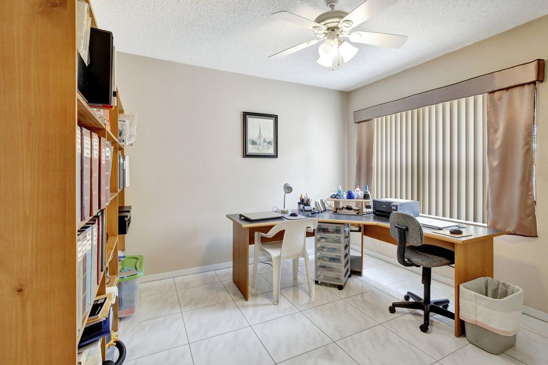 For Sale: $589,900 (3 beds, 2 baths, 1452 Square Feet)