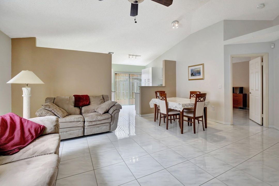 For Sale: $589,900 (3 beds, 2 baths, 1452 Square Feet)