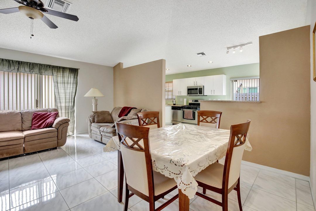 For Sale: $589,900 (3 beds, 2 baths, 1452 Square Feet)