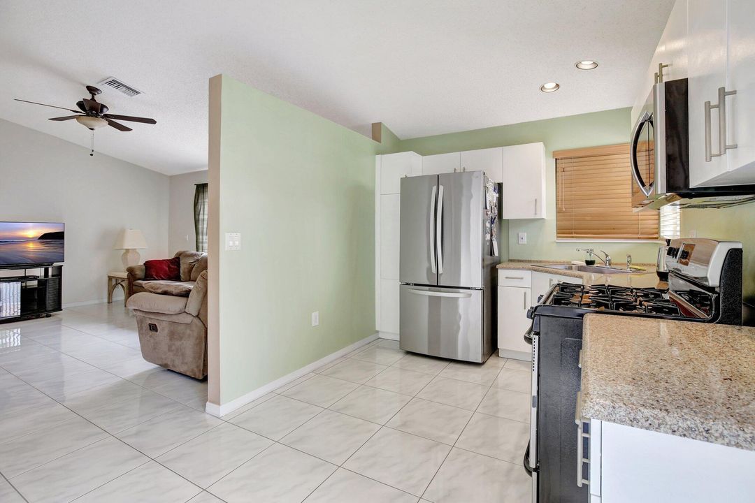 For Sale: $589,900 (3 beds, 2 baths, 1452 Square Feet)