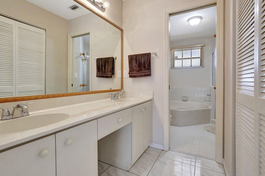 For Sale: $589,900 (3 beds, 2 baths, 1452 Square Feet)