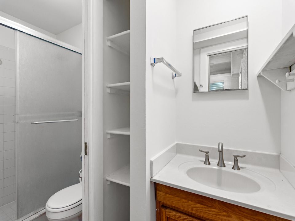 For Sale: $448,500 (3 beds, 2 baths, 1161 Square Feet)