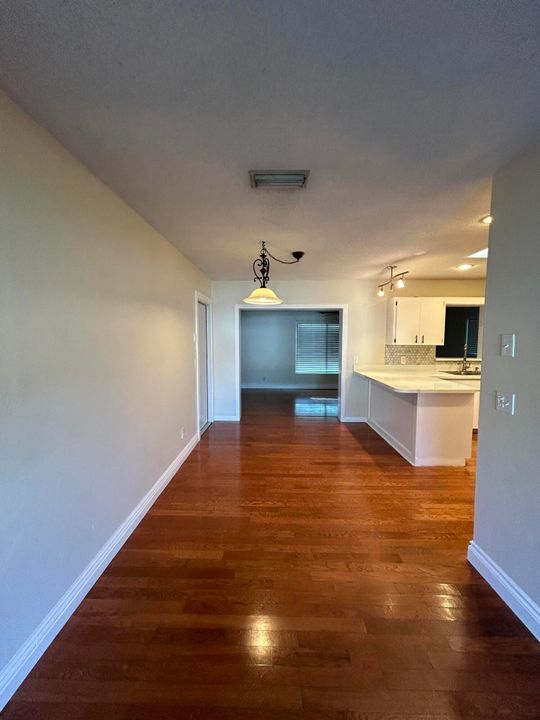 For Rent: $3,300 (3 beds, 2 baths, 1392 Square Feet)