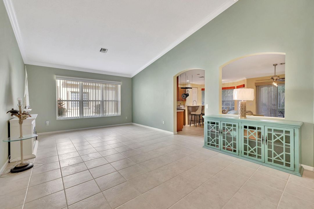 For Sale: $344,000 (3 beds, 2 baths, 2175 Square Feet)