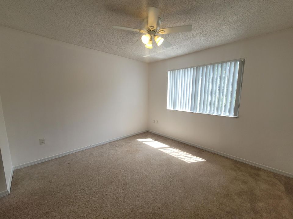 For Rent: $2,800 (2 beds, 2 baths, 1026 Square Feet)