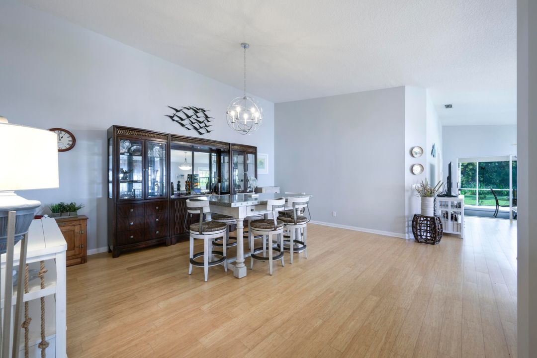 For Sale: $430,000 (2 beds, 2 baths, 1528 Square Feet)