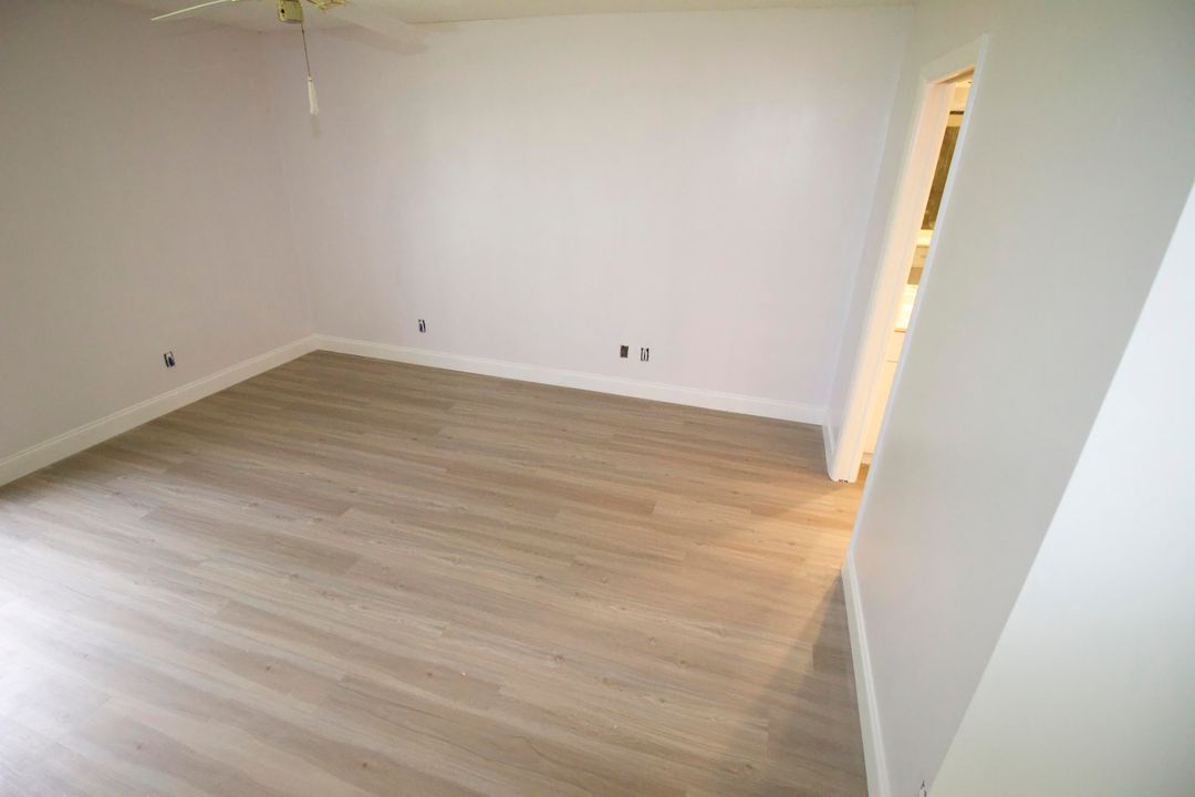 Active With Contract: $2,200 (2 beds, 2 baths, 1228 Square Feet)