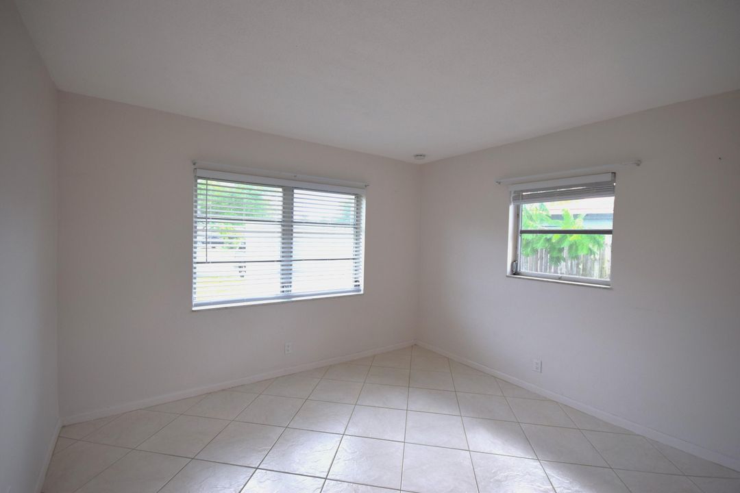 For Rent: $3,600 (3 beds, 2 baths, 1524 Square Feet)