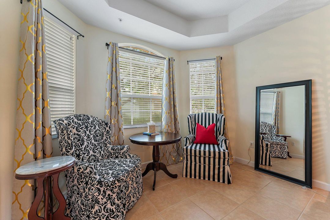 For Sale: $557,000 (2 beds, 3 baths, 2056 Square Feet)