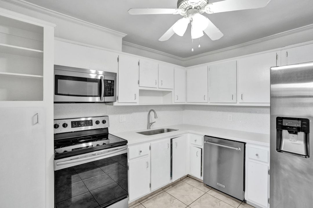 For Sale: $190,000 (2 beds, 2 baths, 1130 Square Feet)