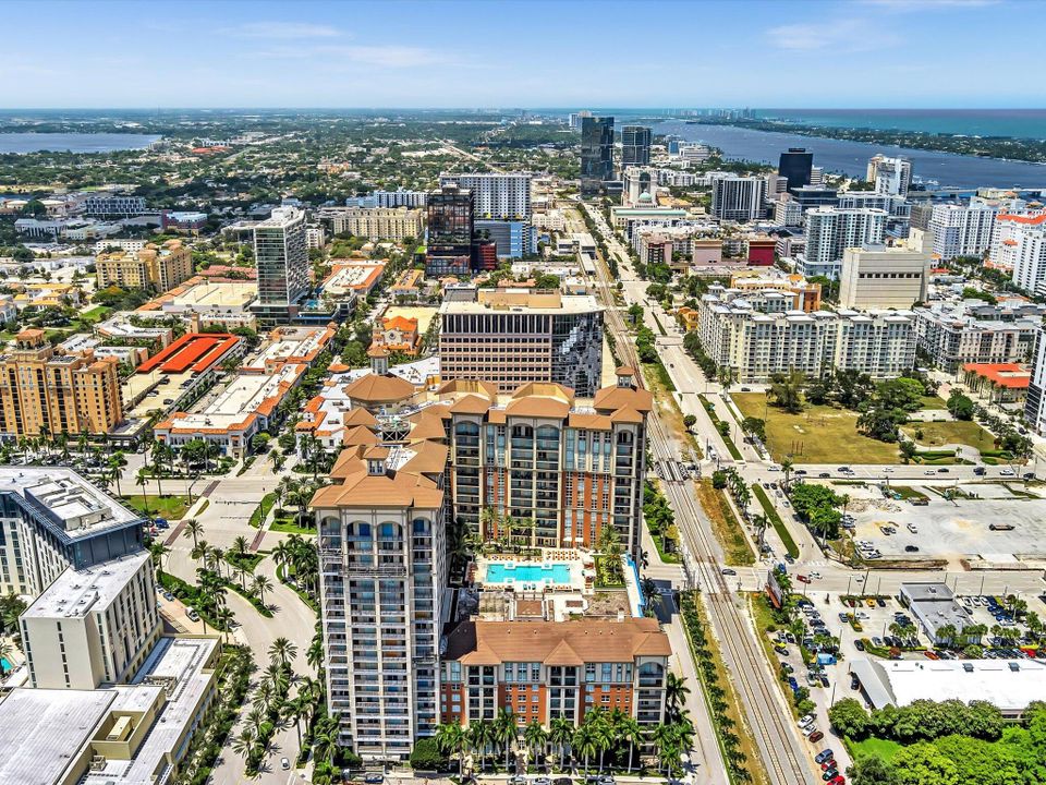 For Sale: $1,349,000 (3 beds, 2 baths, 1709 Square Feet)