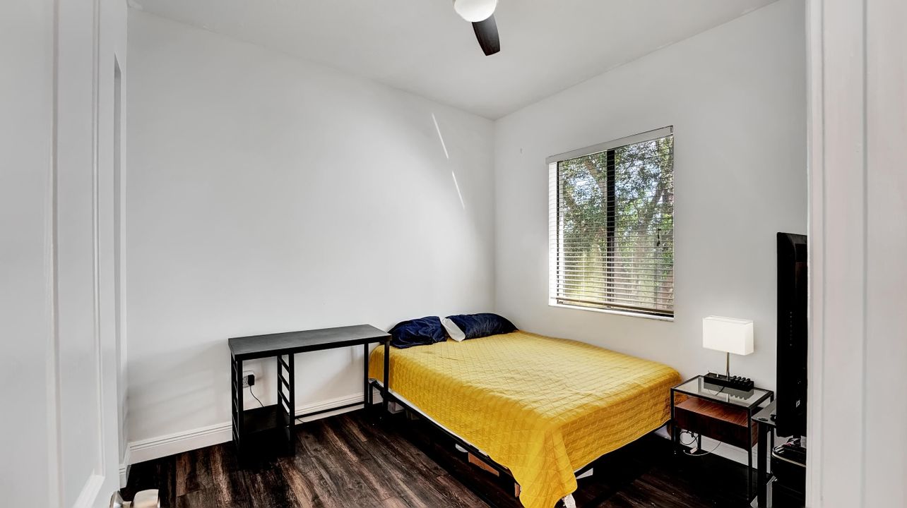 Active With Contract: $3,500 (3 beds, 2 baths, 1990 Square Feet)