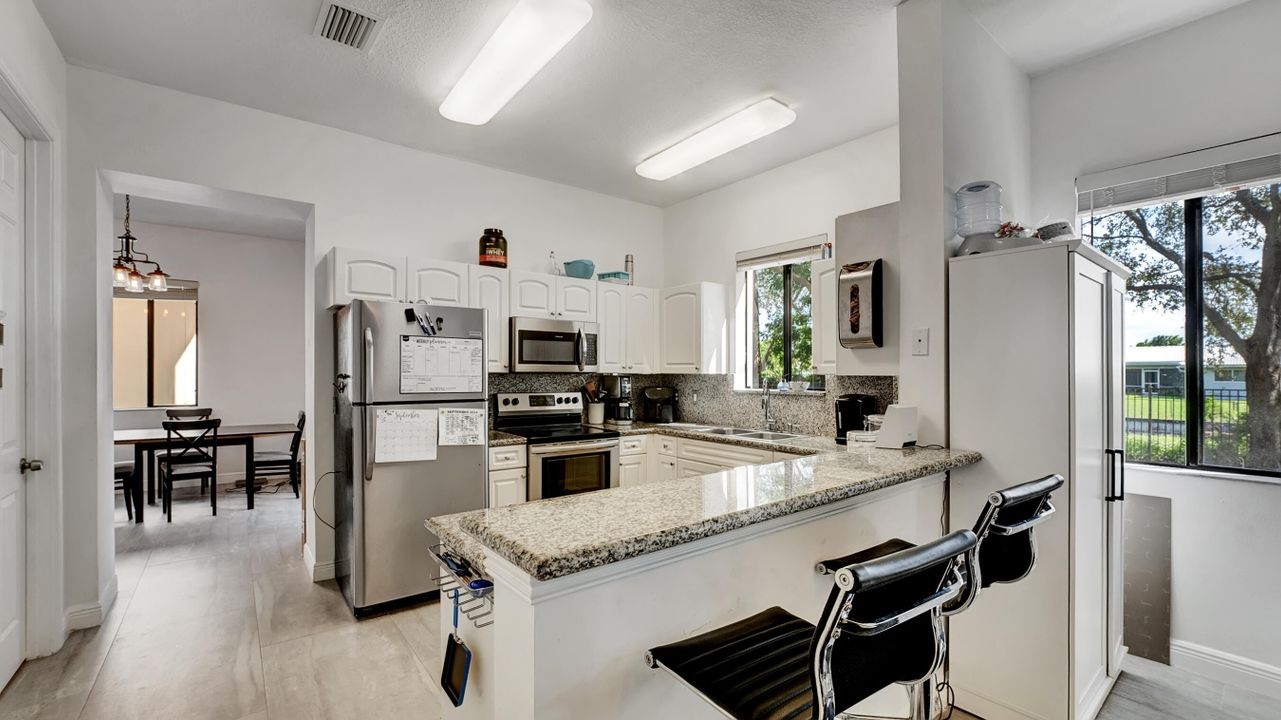 Active With Contract: $3,500 (3 beds, 2 baths, 1990 Square Feet)