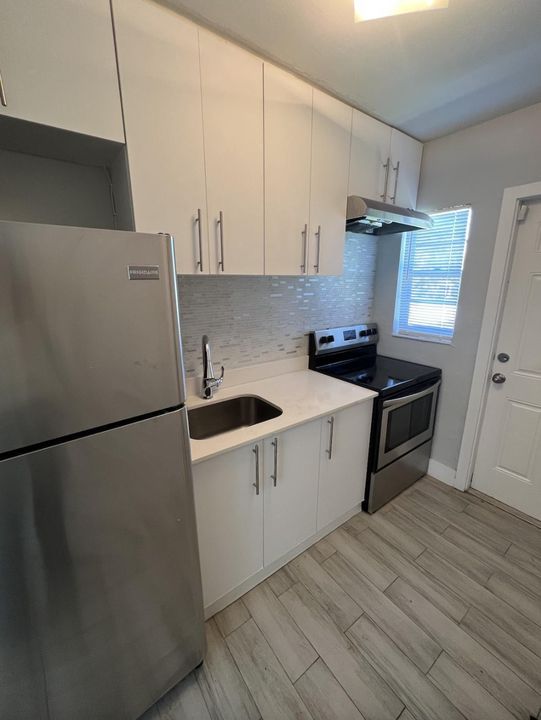 For Rent: $1,495 (1 beds, 1 baths, 500 Square Feet)