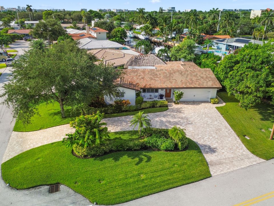 For Sale: $1,349,999 (3 beds, 2 baths, 1920 Square Feet)