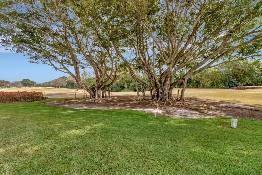 For Sale: $998,000 (3 beds, 2 baths, 2783 Square Feet)