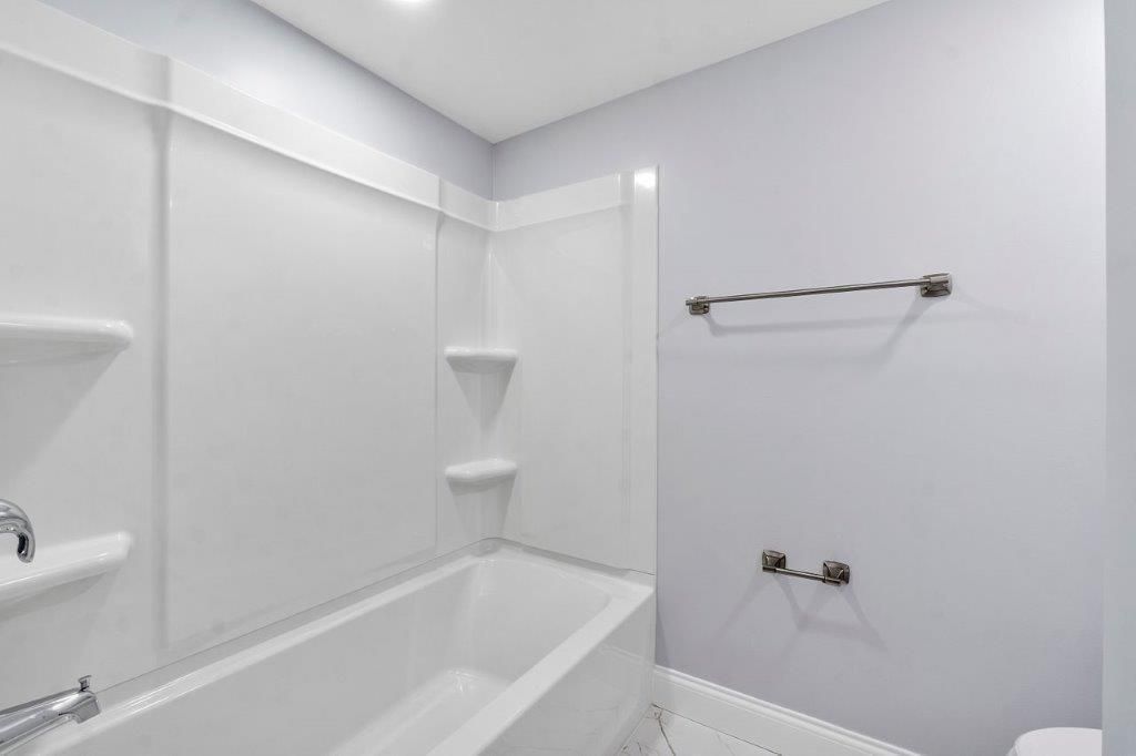 For Sale: $327,000 (2 beds, 2 baths, 1272 Square Feet)