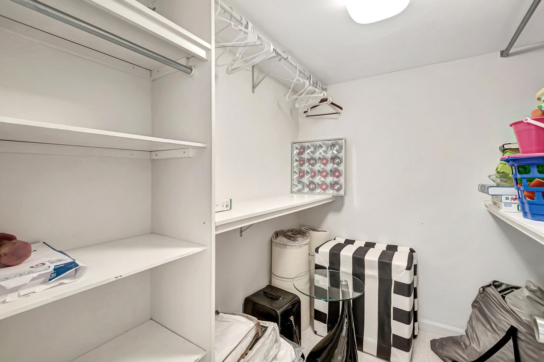 For Sale: $749,000 (2 beds, 2 baths, 1340 Square Feet)