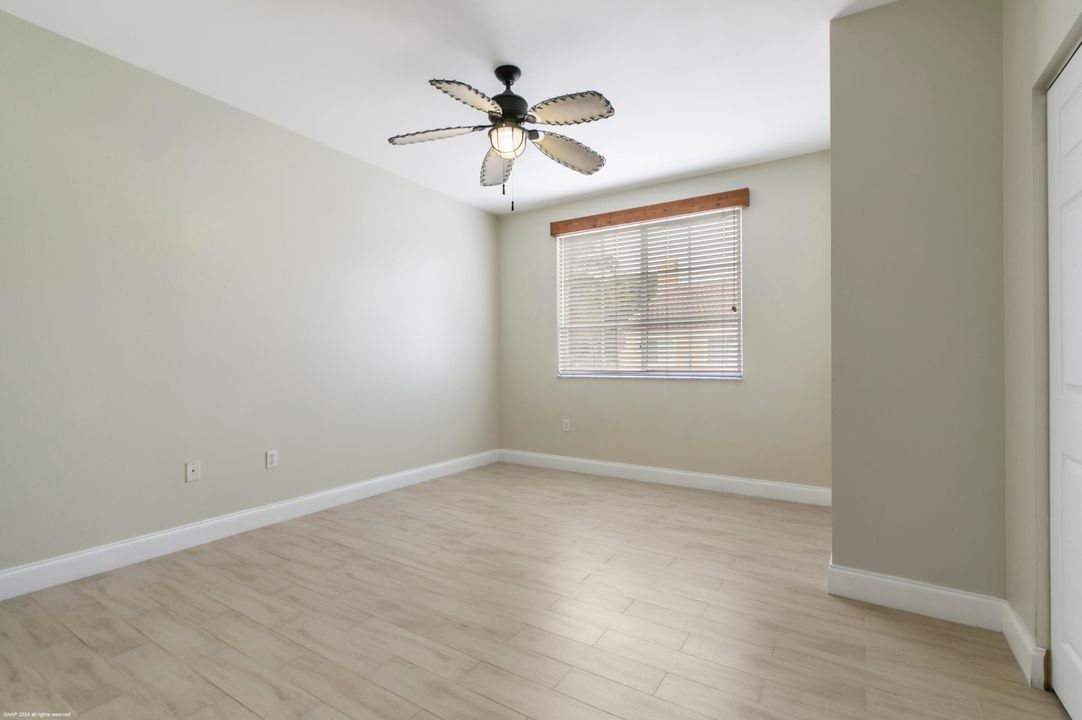 For Sale: $530,000 (2 beds, 2 baths, 1427 Square Feet)