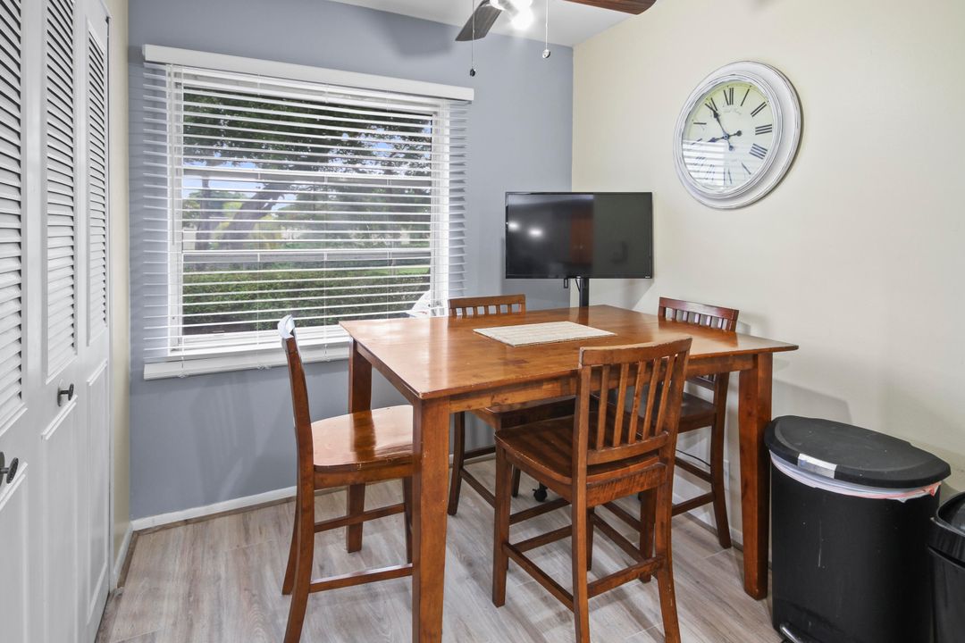 For Sale: $200,000 (2 beds, 2 baths, 1044 Square Feet)