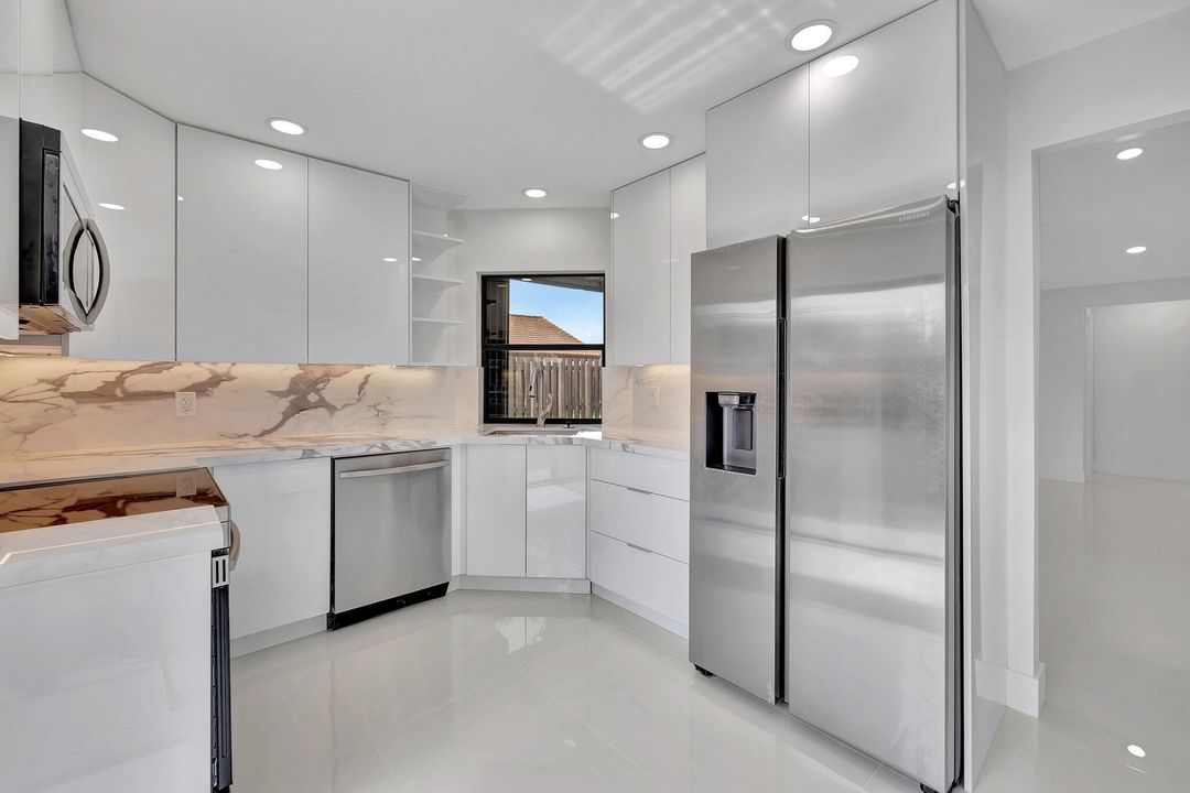 For Sale: $495,000 (3 beds, 2 baths, 1168 Square Feet)