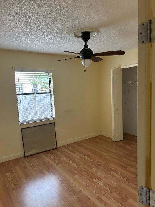 For Rent: $3,000 (4 beds, 2 baths, 2610 Square Feet)